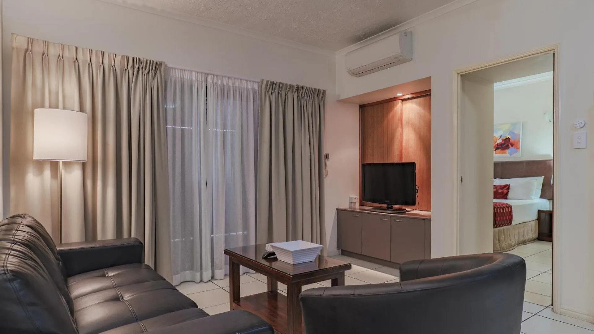 Southern Cross Atrium Apartments Cairns Aparthotel