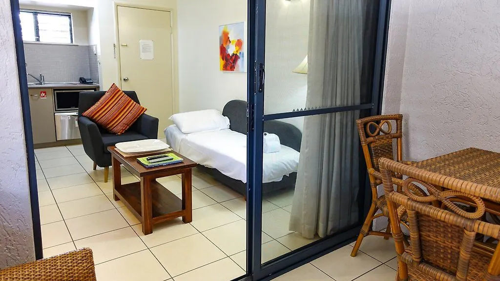 **** Apartmanhotel Southern Cross Atrium Apartments Cairns Ausztrália