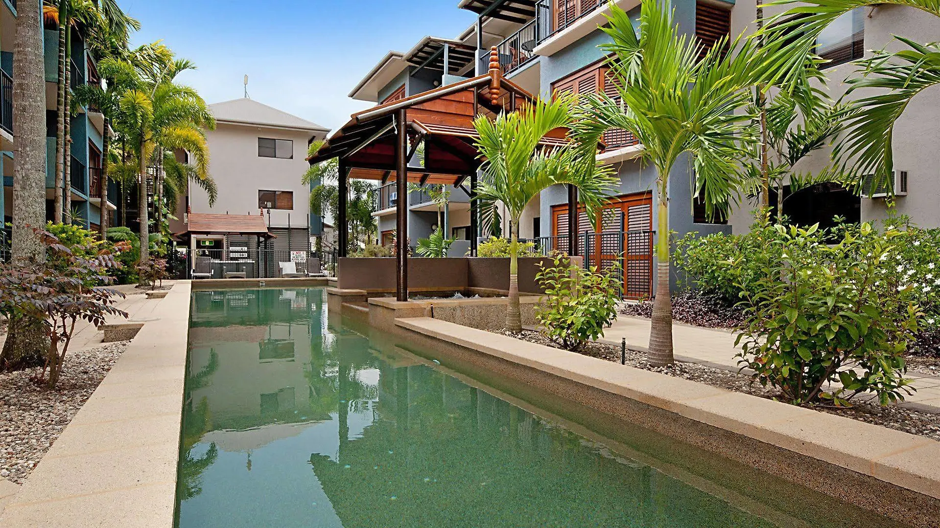 Southern Cross Atrium Apartments Cairns Aparthotel