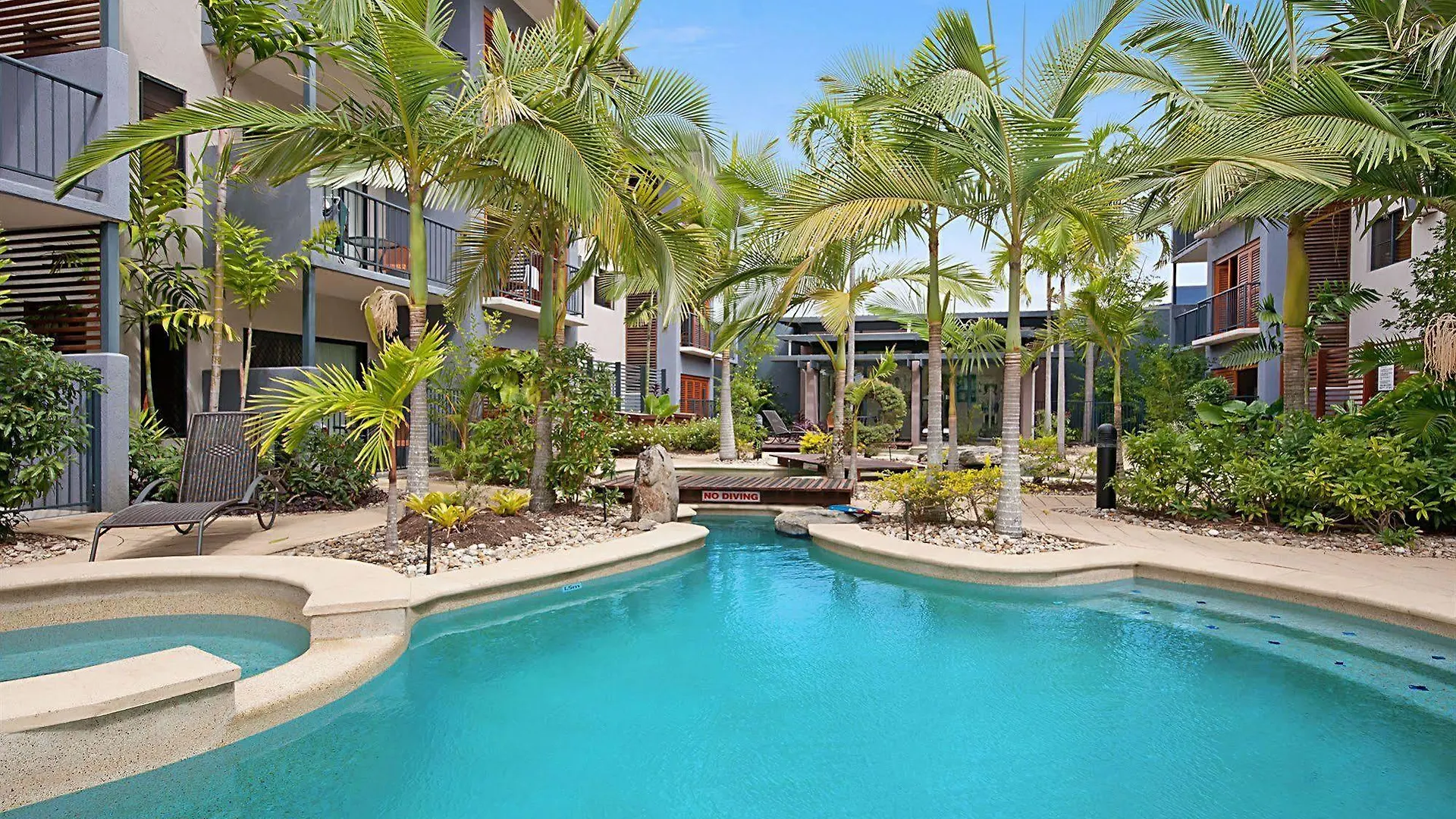 Aparthotel Southern Cross Atrium Apartments Cairns