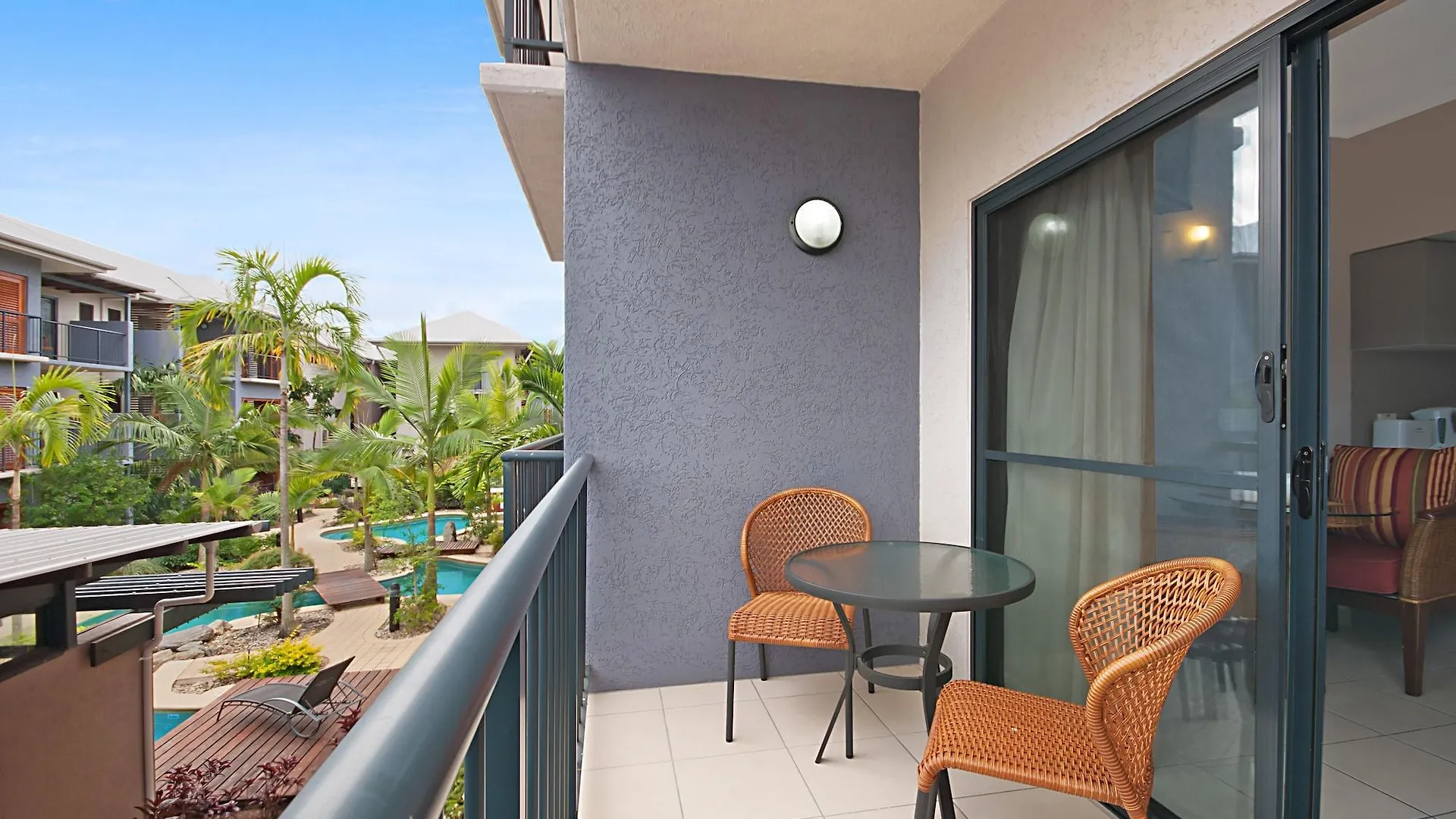 Southern Cross Atrium Apartments Cairns Aparthotel