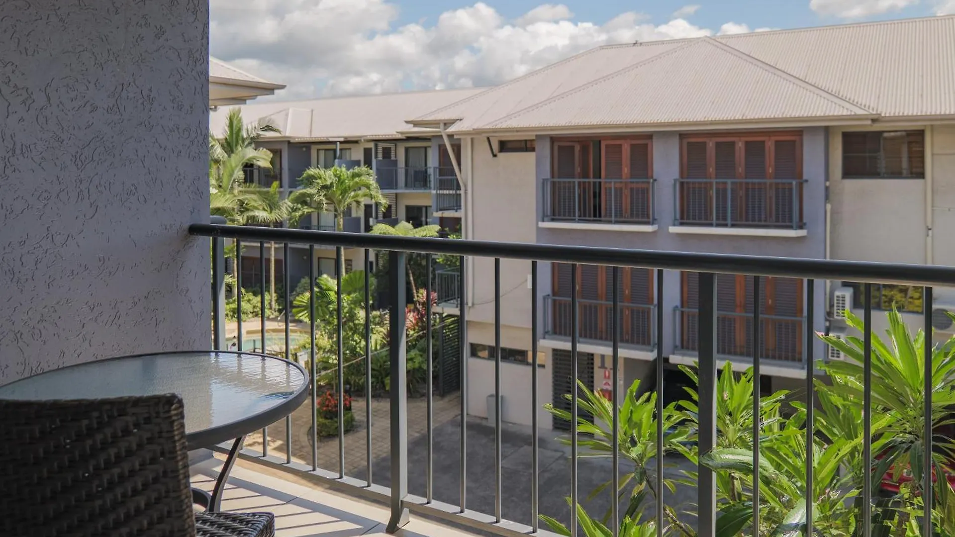 Southern Cross Atrium Apartments Cairns Aparthotel