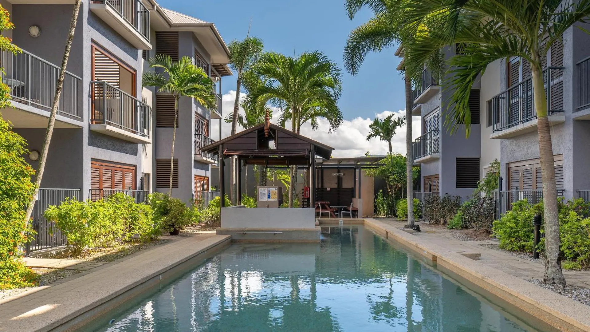 Southern Cross Atrium Apartments Cairns