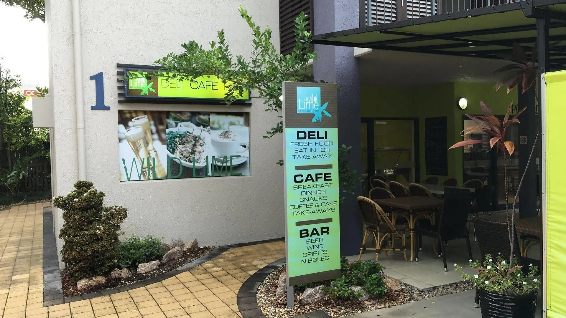 **** Aparthotel Southern Cross Atrium Apartments Cairns Australia