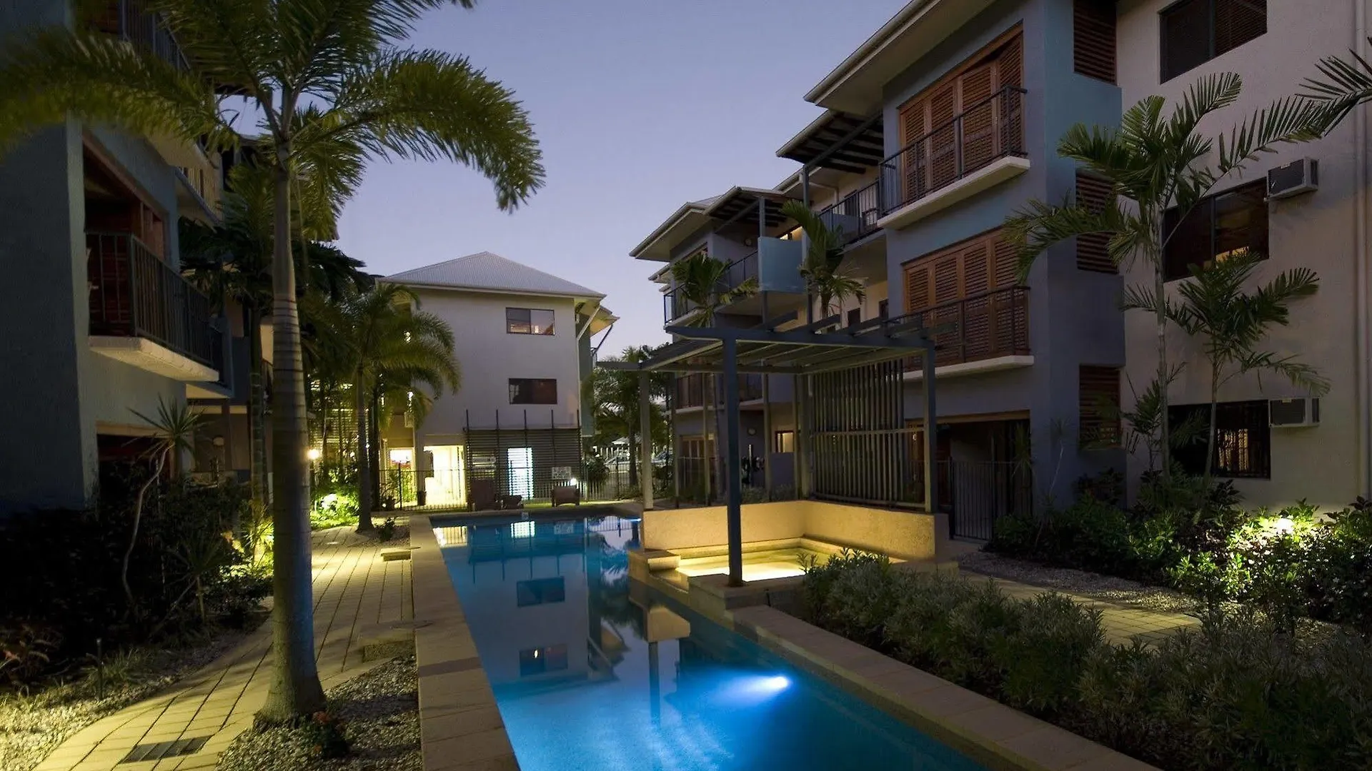 Southern Cross Atrium Apartments Cairns Australia